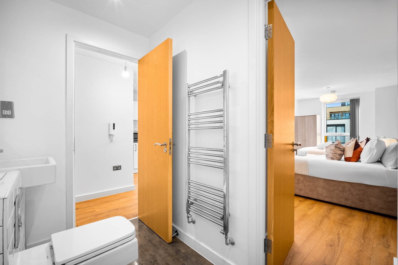 Stylish Apartment - 3 Guests - Netflix - Jewellery Quarter in Scotland St, Birmingham B1 2RU, UK - Property image 24 - VivreStays