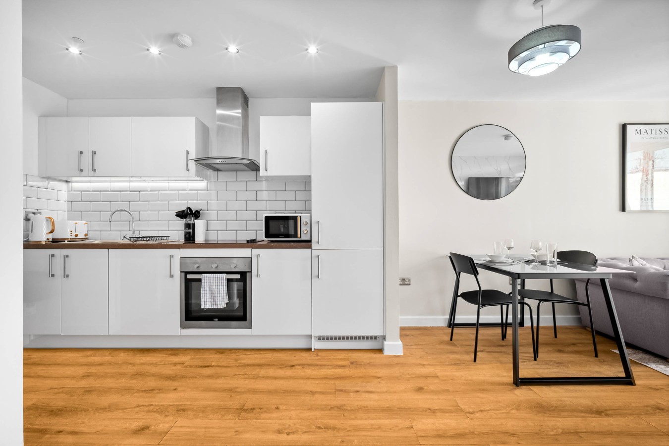 Stylish Apartment - 3 Guests - Netflix - Jewellery Quarter in Scotland St, Birmingham B1 2RU, UK - Property image 18 - VivreStays