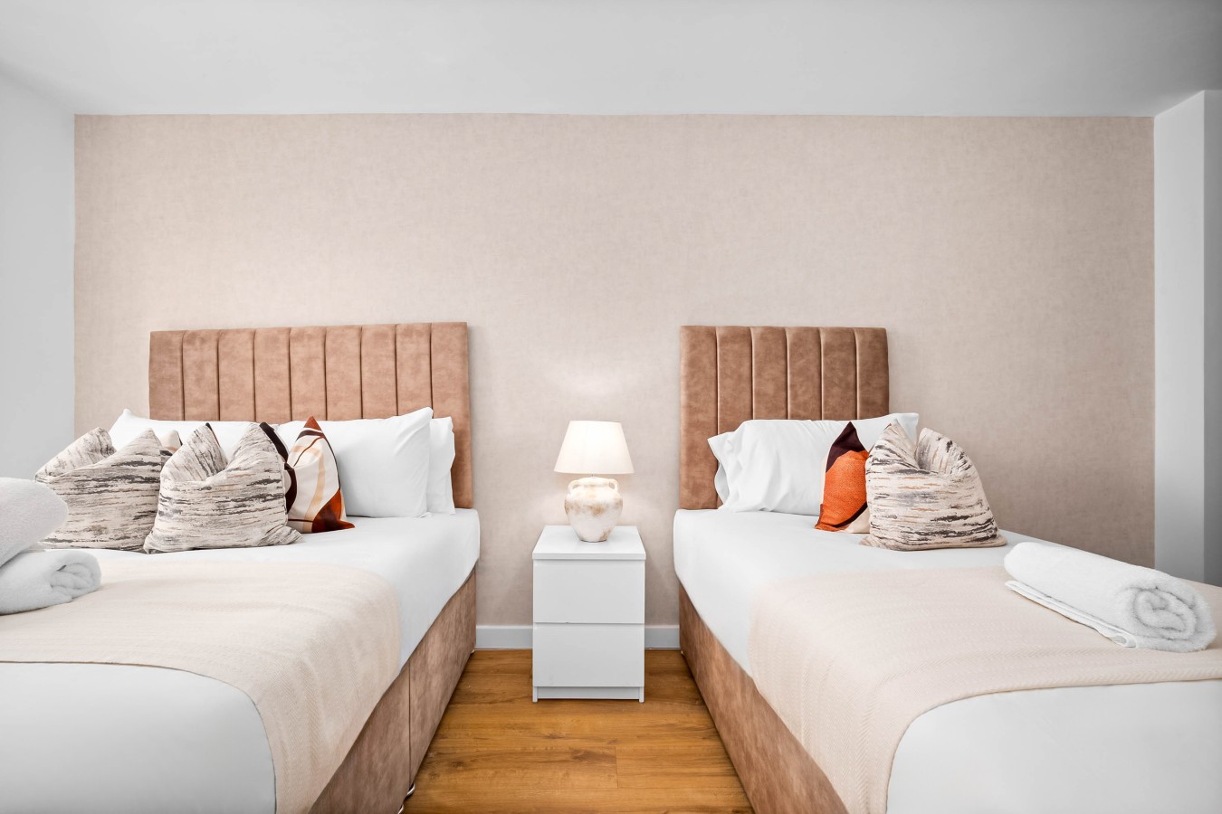 Stylish Apartment - 3 Guests - Netflix - Jewellery Quarter in Scotland St, Birmingham B1 2RU, UK - Property image 13 - VivreStays