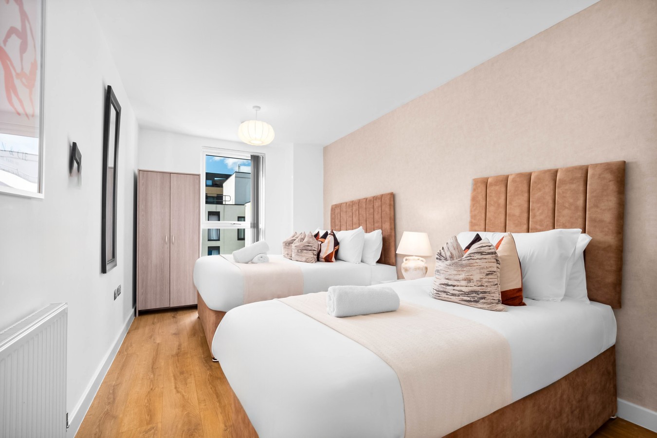 Stylish Apartment - 3 Guests - Netflix - Jewellery Quarter in Scotland St, Birmingham B1 2RU, UK - Property image 2 - VivreStays