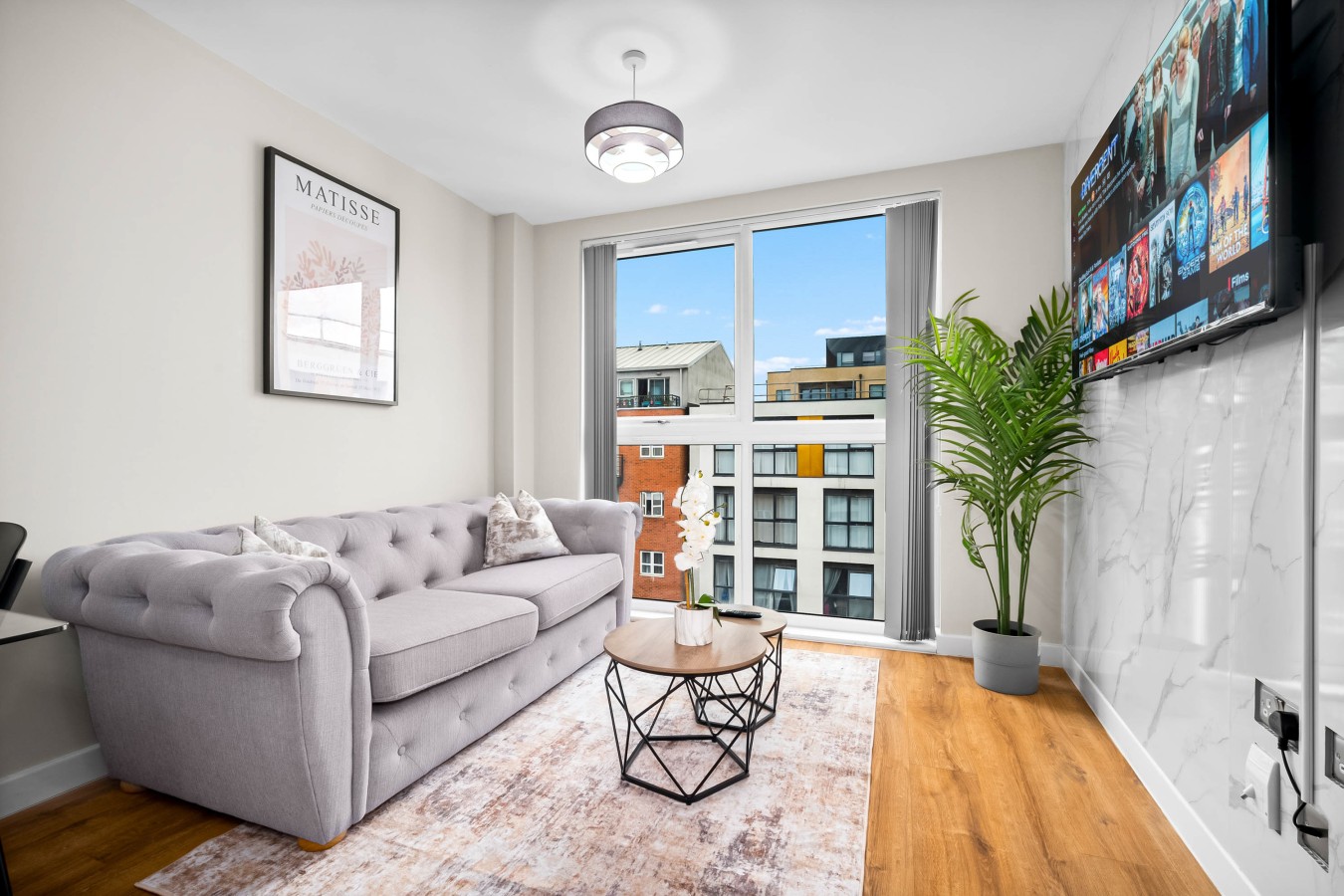 Stylish Apartment - 3 Guests - Netflix - Jewellery Quarter in Scotland St, Birmingham B1 2RU, UK - Property image 5 - VivreStays
