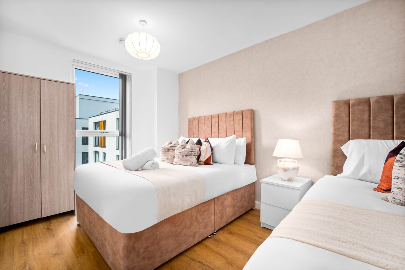 Stylish Apartment - 3 Guests - Netflix - Jewellery Quarter in Scotland St, Birmingham B1 2RU, UK - Property image 12 - VivreStays