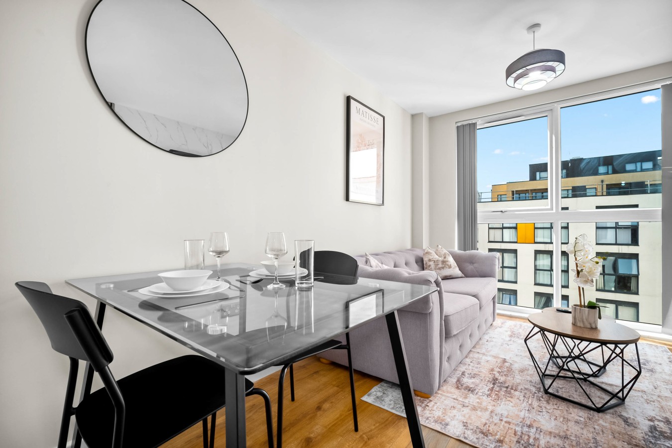 Stylish Apartment - 3 Guests - Netflix - Jewellery Quarter in Scotland St, Birmingham B1 2RU, UK - Property image 3 - VivreStays