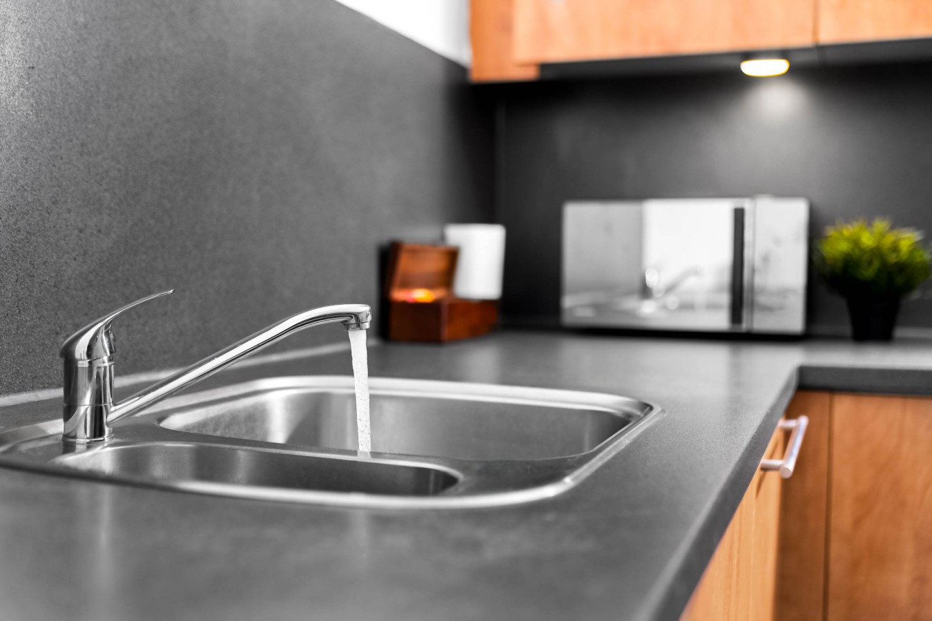 Luxe Apartment - City Centre - Balcony & Parking in 18 Holliday St, Birmingham B1 1TS, UK - Property image 18 - VivreStays