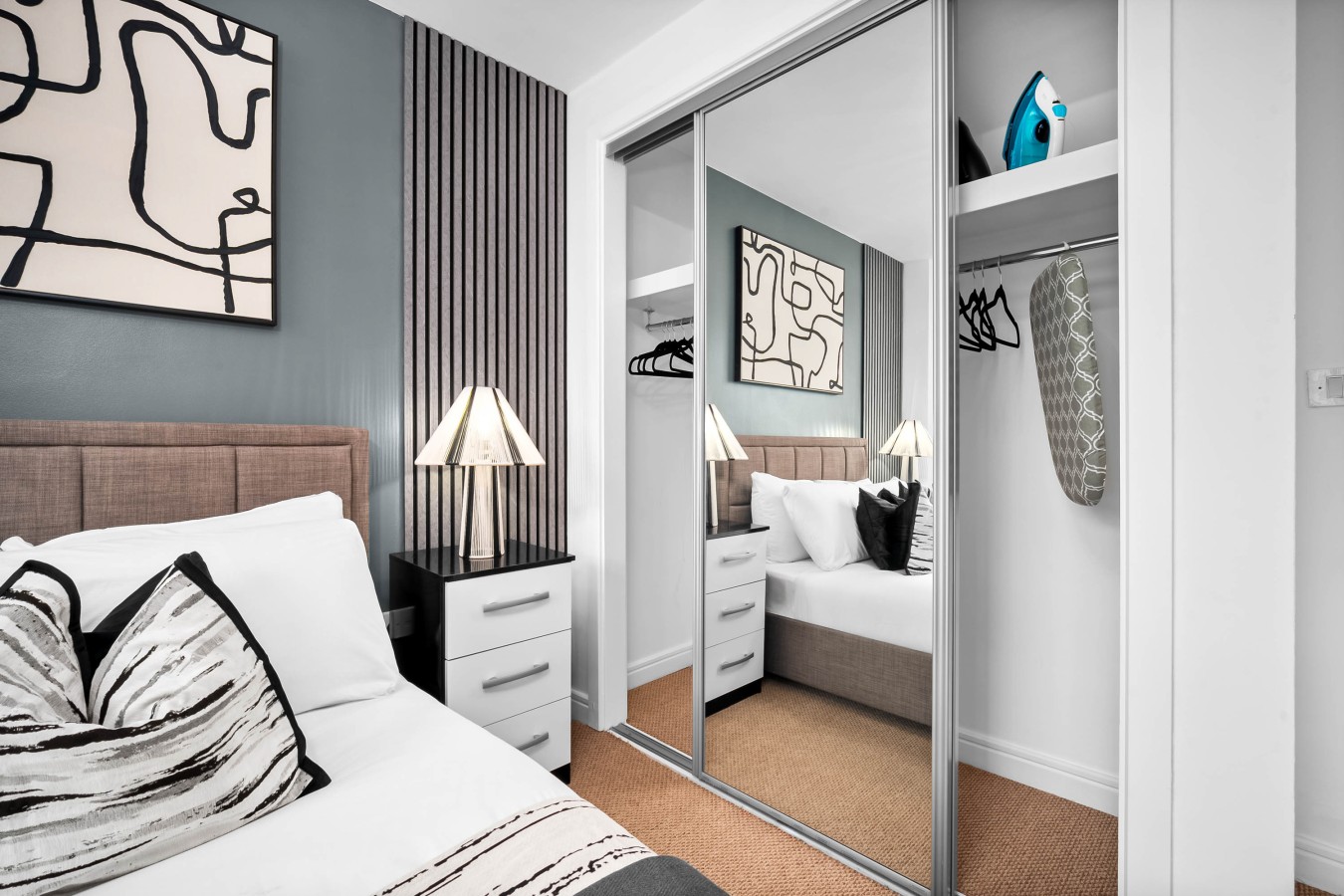 Luxe Apartment - City Centre - Balcony & Parking in 18 Holliday St, Birmingham B1 1TS, UK - Property image 24 - VivreStays