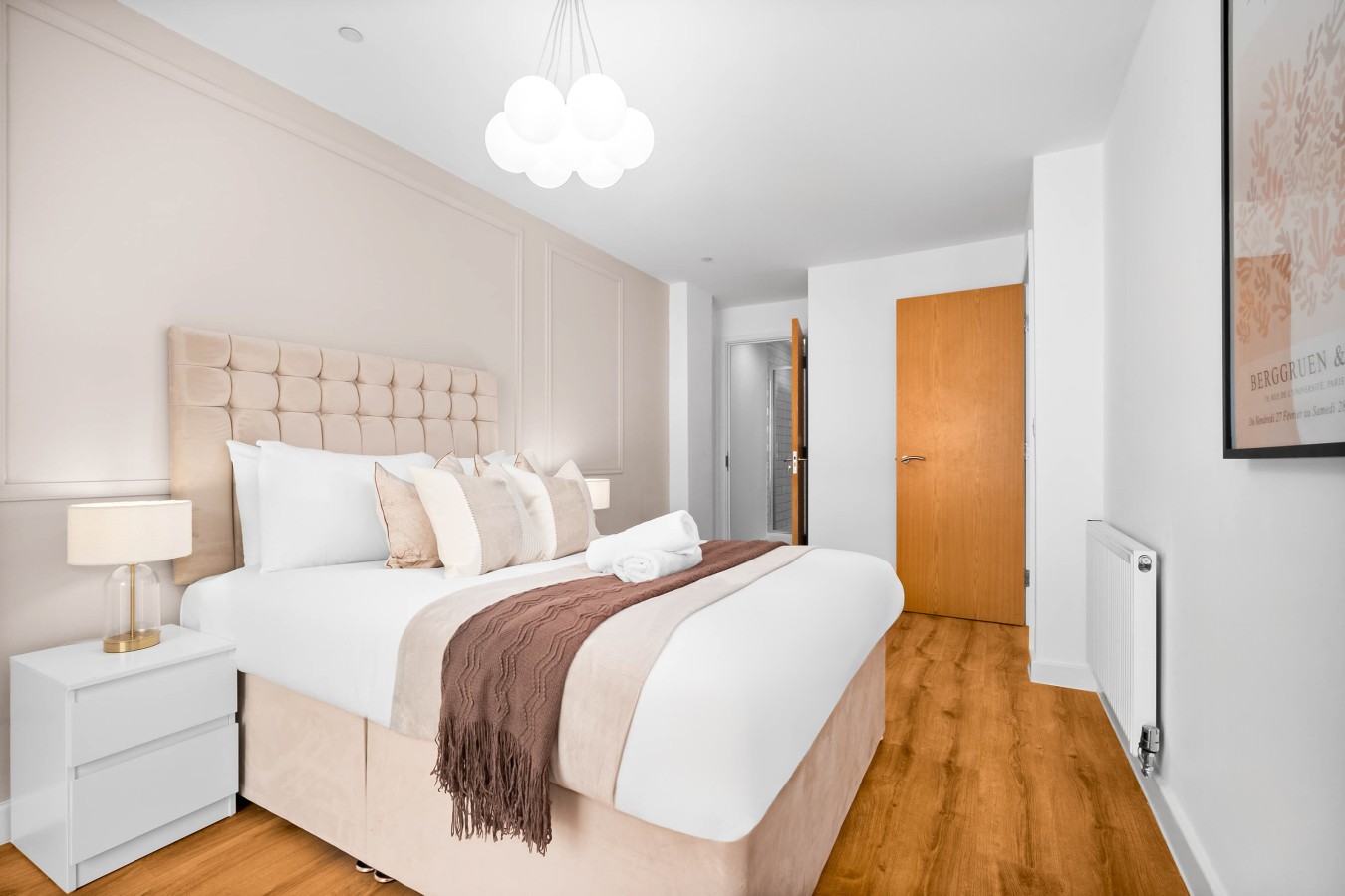 Stylish Apartment - Netflix - Centre - Jewellery Quarter in 10 Scotland St, Birmingham B1 2AU, UK - Property image 20 - VivreStays