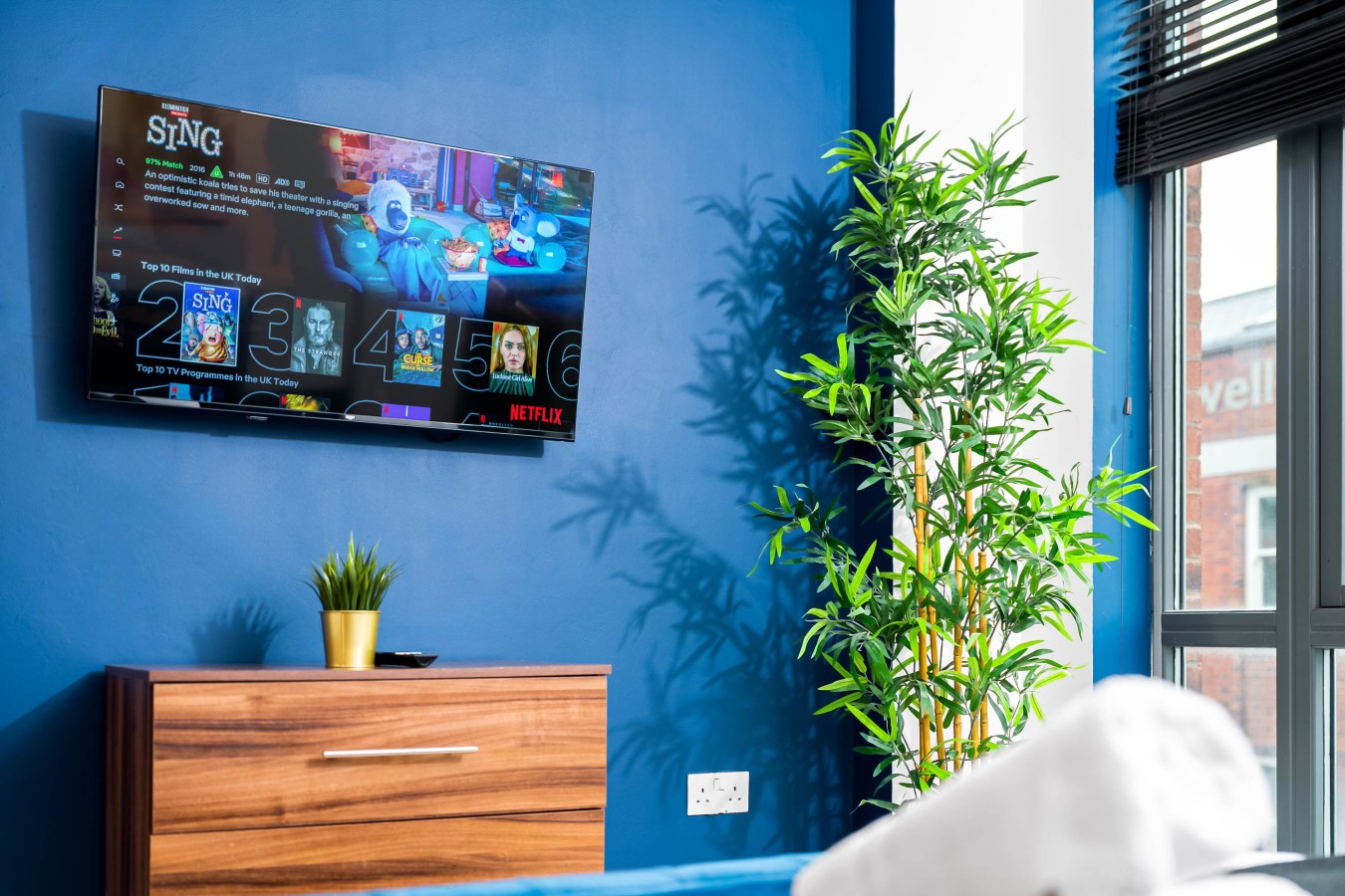 Luxury 2 Bed Apartment - Parking - JQ - City Centre - Bedroom TV in 100 Warstone Ln, Birmingham B18 6NP, UK - Property image 14 - VivreStays
