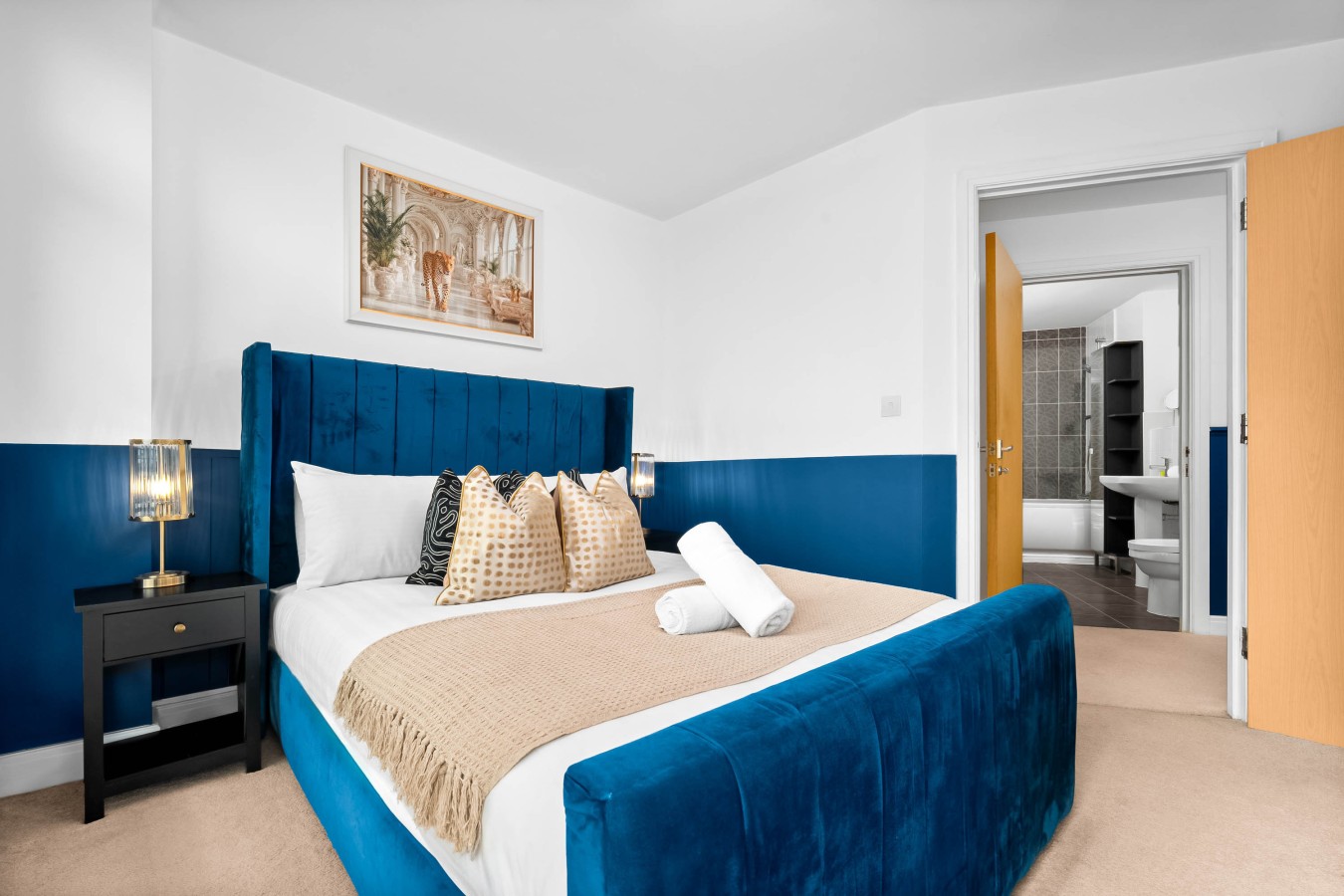 Luxury 2 Bed Apartment - Parking - JQ - City Centre - Bedroom TV in 100 Warstone Ln, Birmingham B18 6NP, UK - Property image 17 - VivreStays