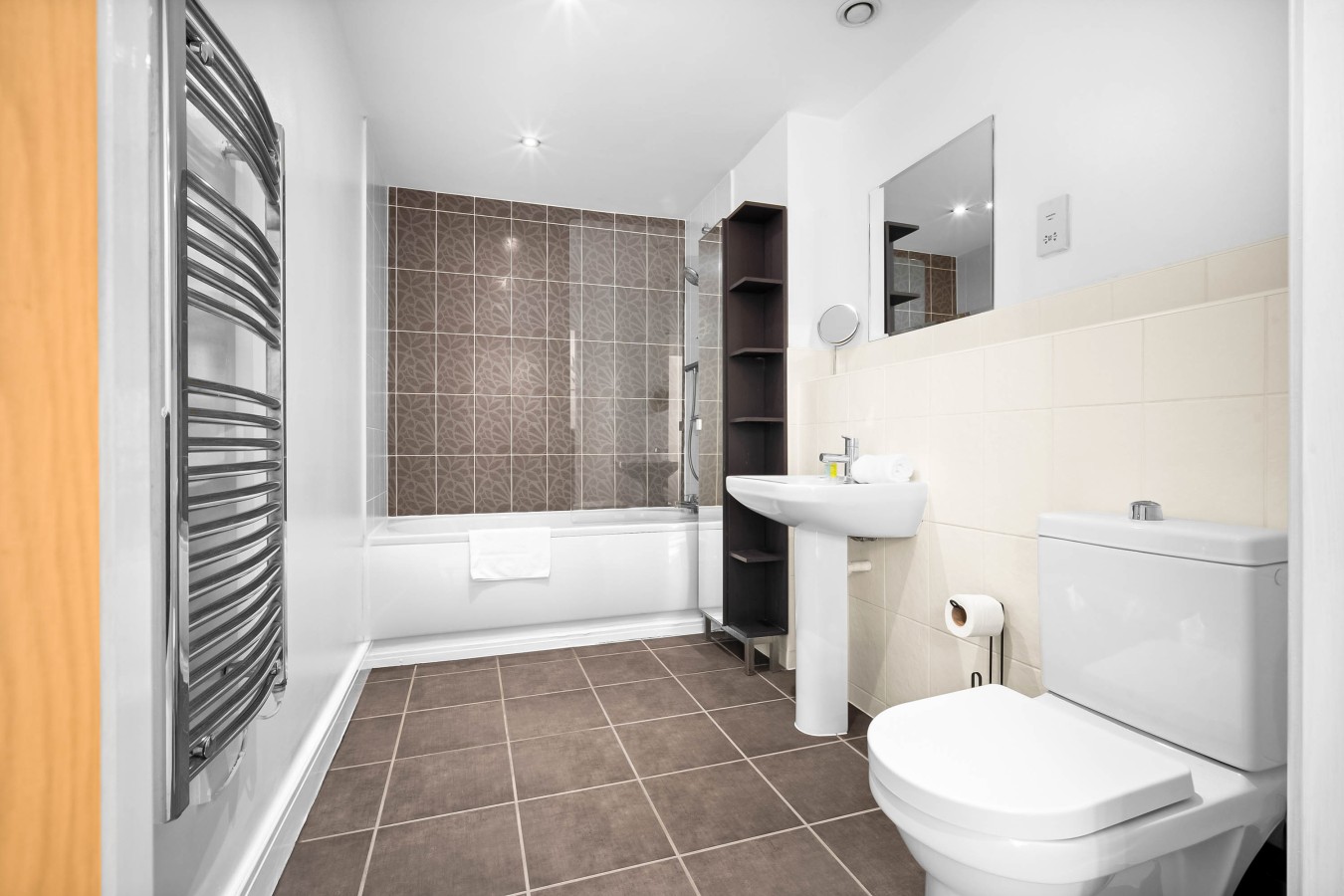 Luxury 2 Bed Apartment - Parking - JQ - City Centre - Bedroom TV in 100 Warstone Ln, Birmingham B18 6NP, UK - Property image 8 - VivreStays