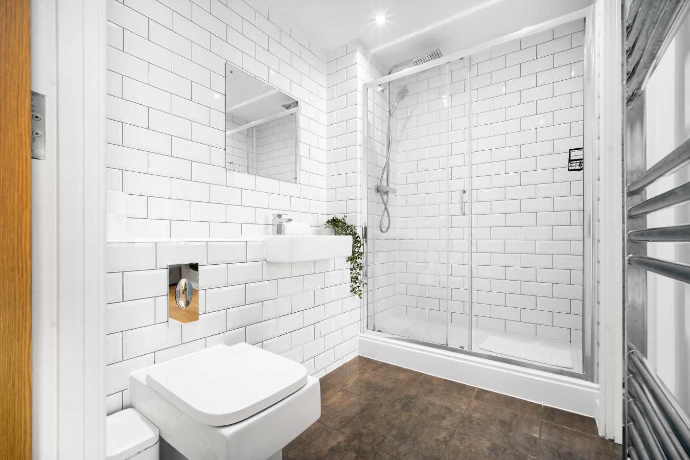 Stylish Apartment - Centre - Jewellery Quarter - Smart Tv & Netflix in 10 Scotland St, Birmingham B1 2AU, UK - Property image 30 - VivreStays