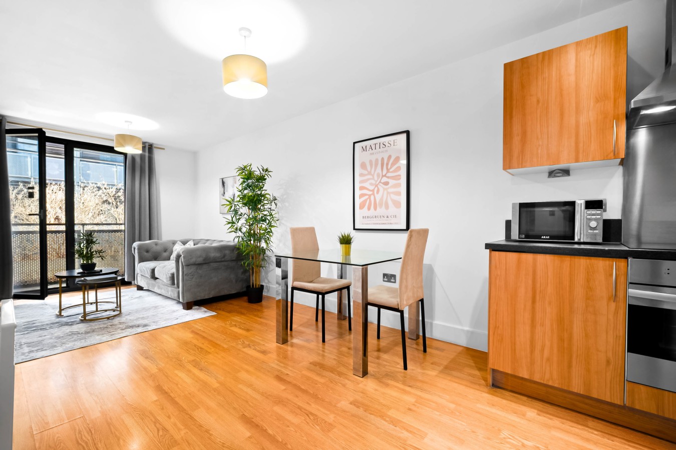 Arcadian Apartment - Single Beds - Balcony - Parking - Fast WIFI in 70 Hurst Street - Property image 11 - VivreStays