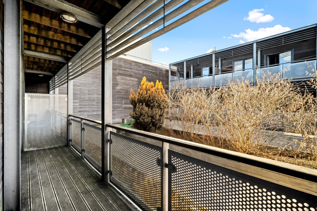 Arcadian Apartment - Single Beds - Balcony - Parking - Fast WIFI in 70 Hurst Street - Property image 34 - VivreStays
