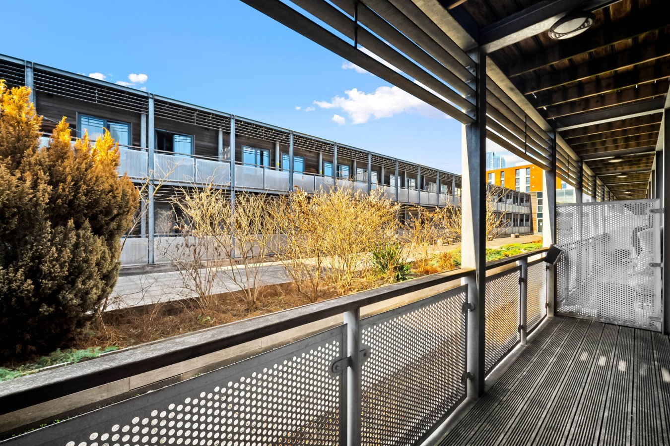 Arcadian Apartment - Single Beds - Balcony - Parking - Fast WIFI in 70 Hurst Street - Property image 33 - VivreStays