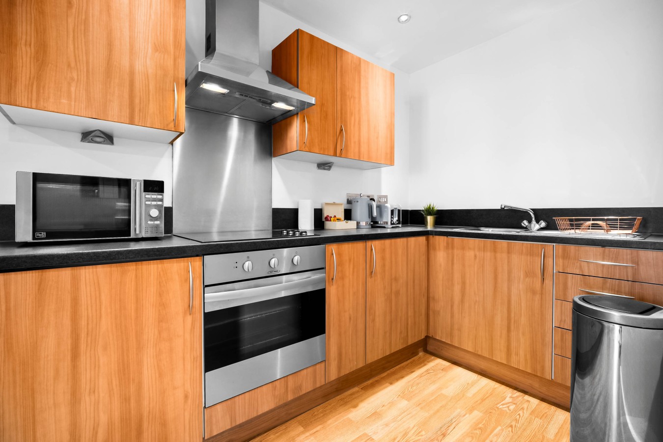 Arcadian Apartment - Single Beds - Balcony - Parking - Fast WIFI in 70 Hurst Street - Property image 5 - VivreStays