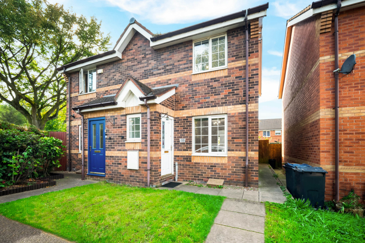 Stylish Two Bed House - Garden - Parking - WIFI in 55 Heneage Street - Property image 22 - VivreStays