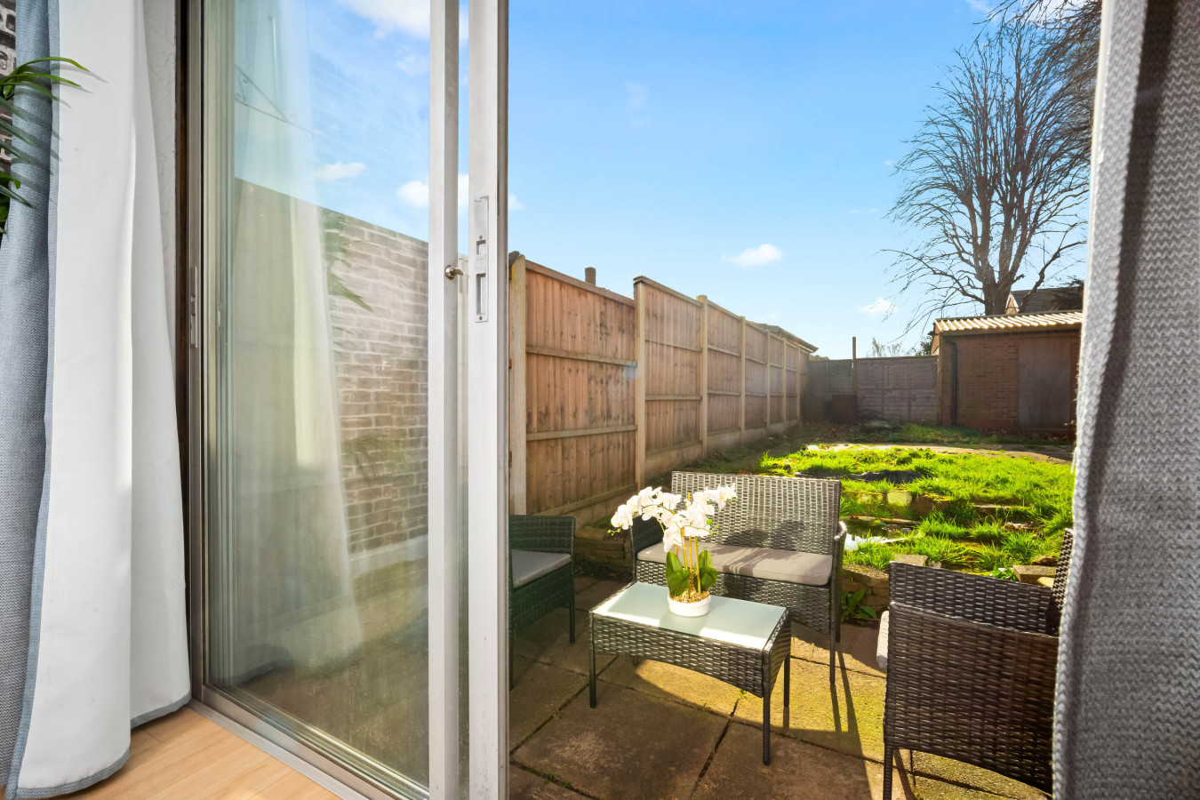 Stylish Four Bed House - 7 Guests - Garden in 802 Walsall Road - Property image 59 - VivreStays