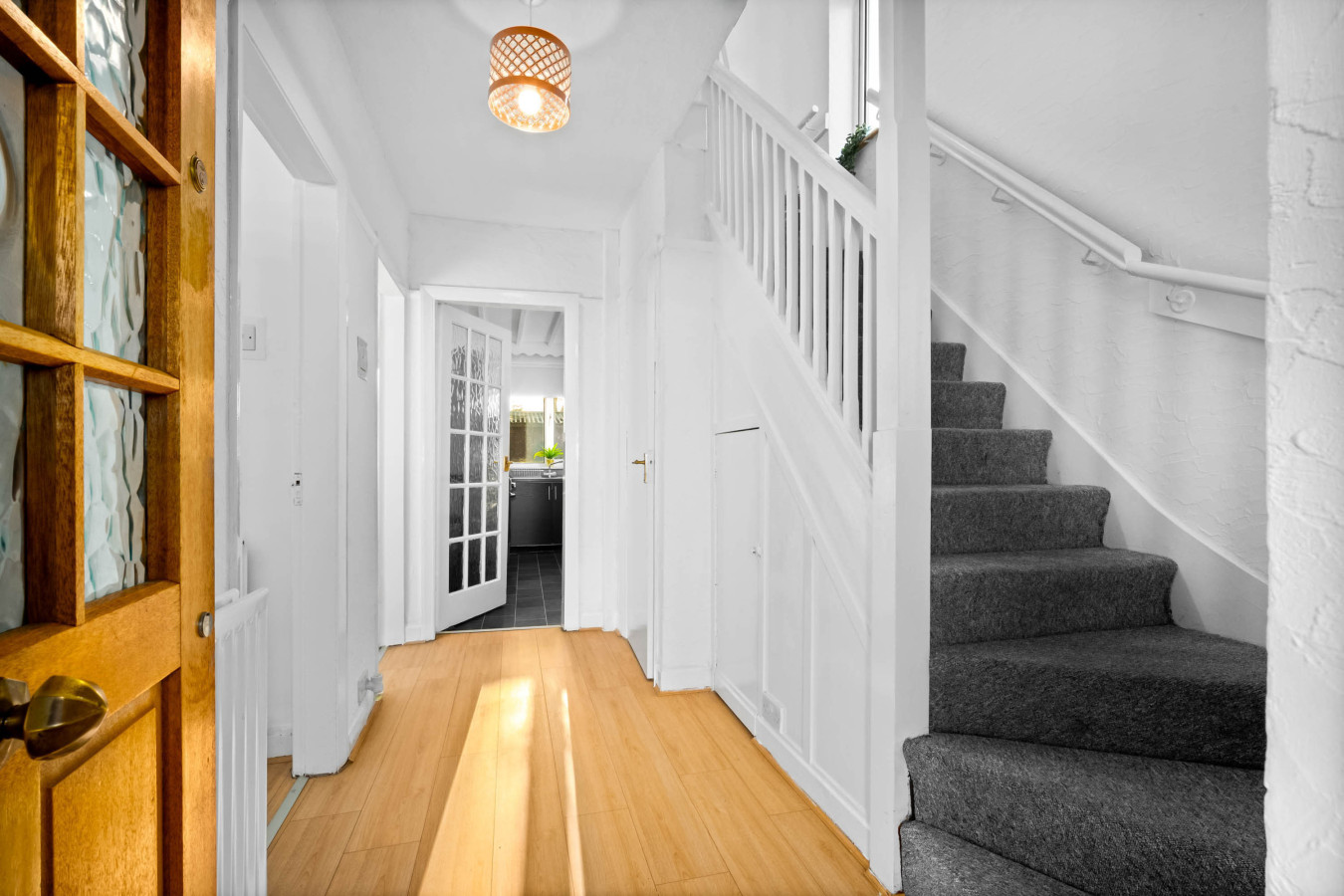 Stylish Four Bed House - 7 Guests - Garden in 802 Walsall Road - Property image 47 - VivreStays