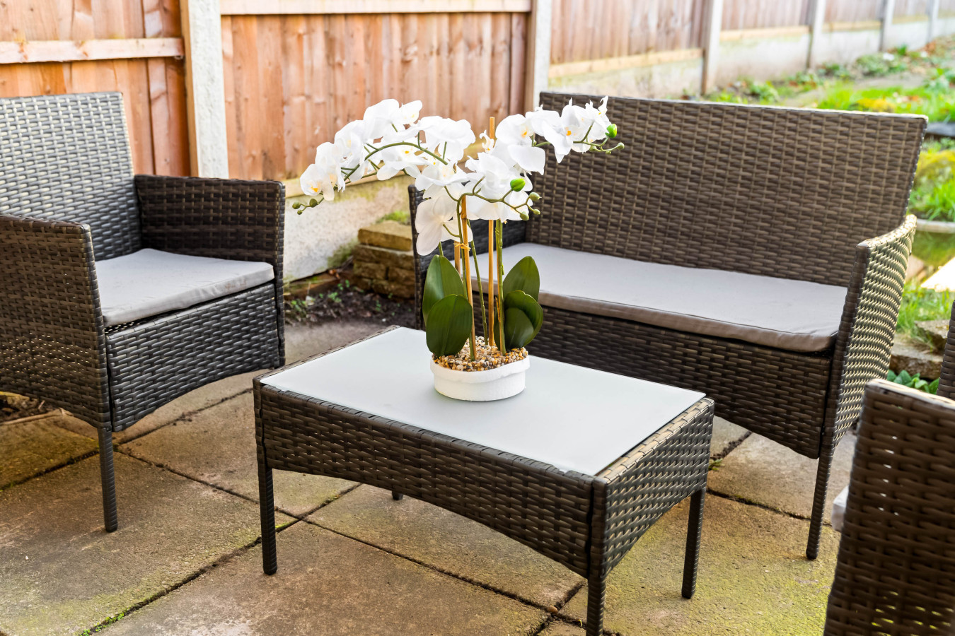 Stylish Four Bed House - 7 Guests - Garden in 802 Walsall Road - Property image 6 - VivreStays
