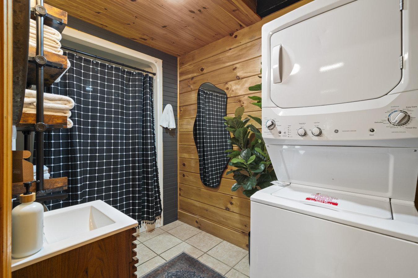 Hillside Haven photo 19