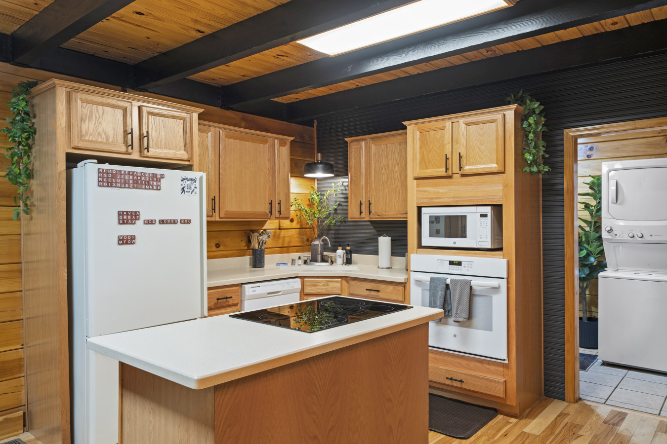 Hillside Haven photo 25
