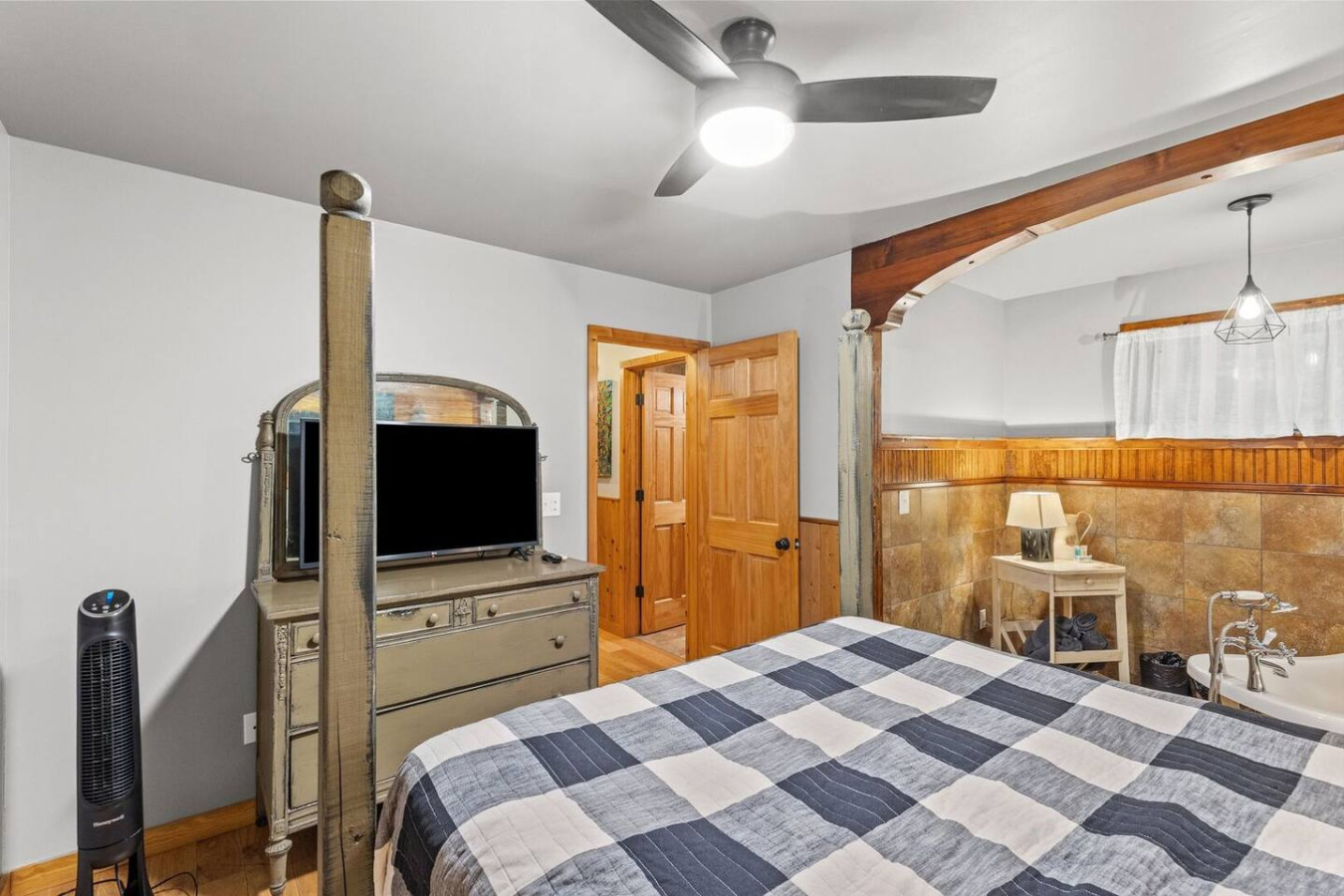 Snuggle Inn photo 17