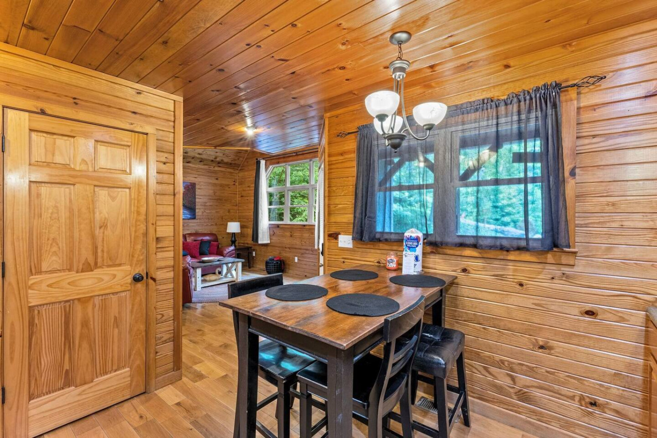 Snuggle Inn photo 10