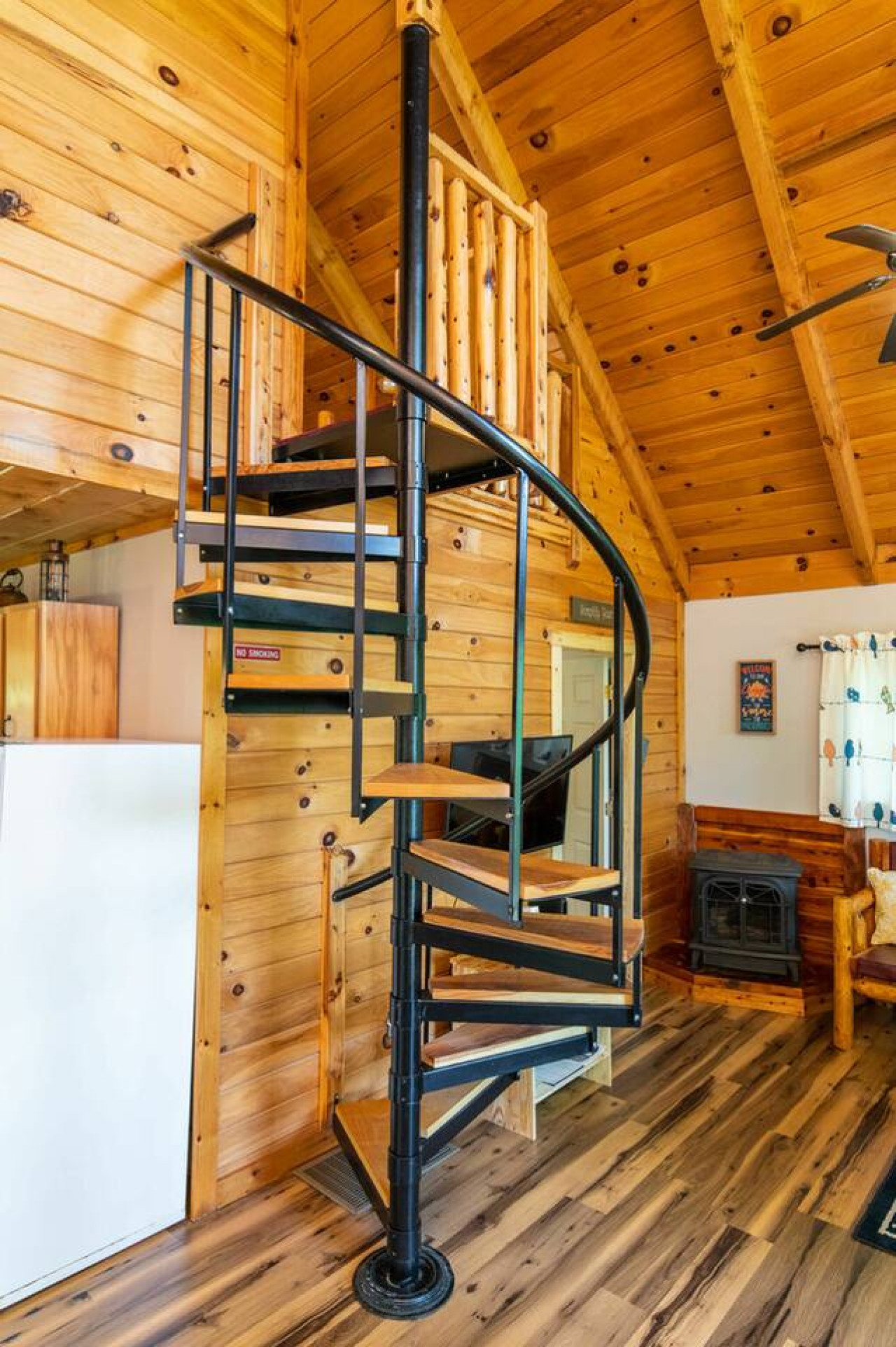 Gorgeous View Cabin photo 13