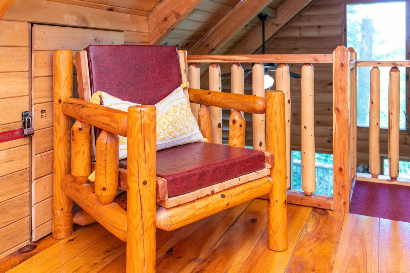 Gorgeous View Cabin photo 29
