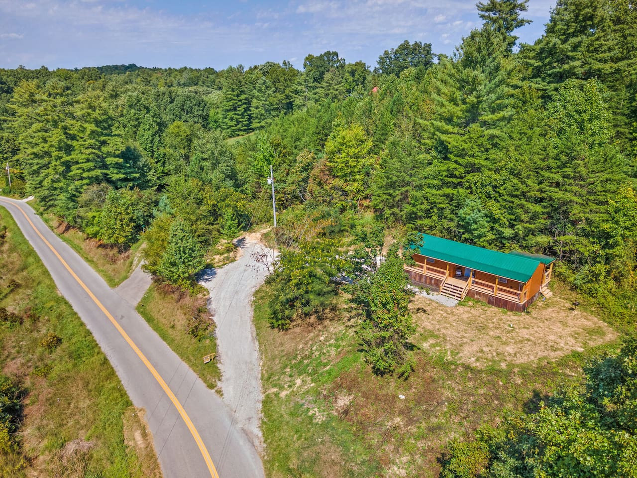 The Sit and Stay Cabin photo 27