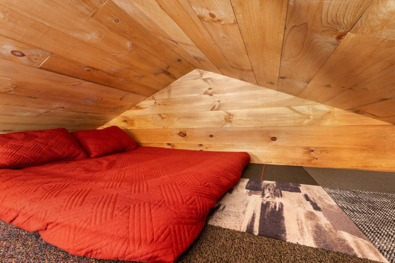 The Sit and Stay Cabin photo 18