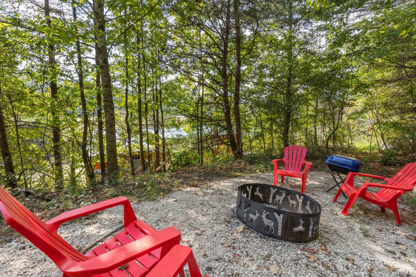 The Sit and Stay Cabin photo 24