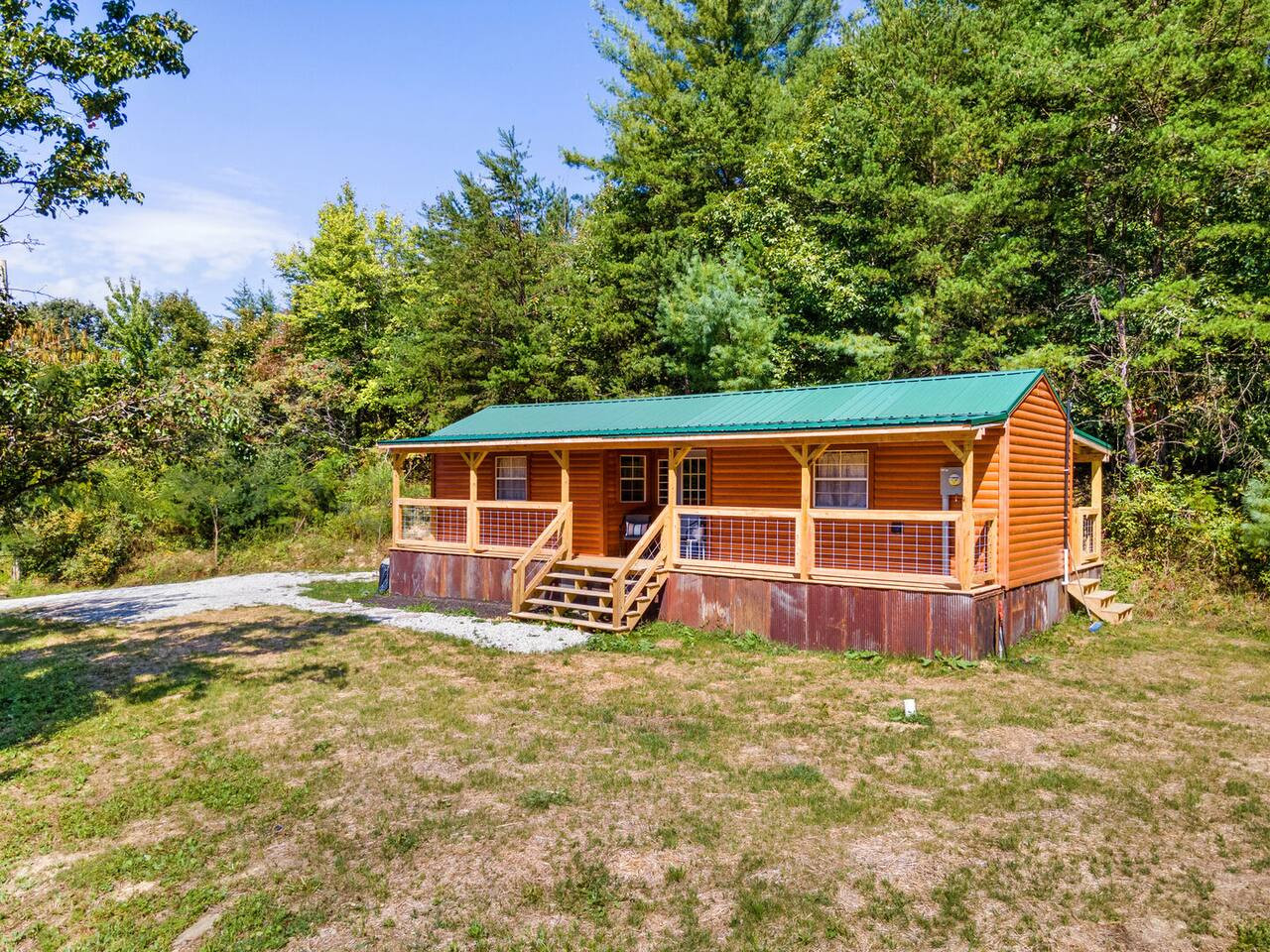 The Sit and Stay Cabin photo 25