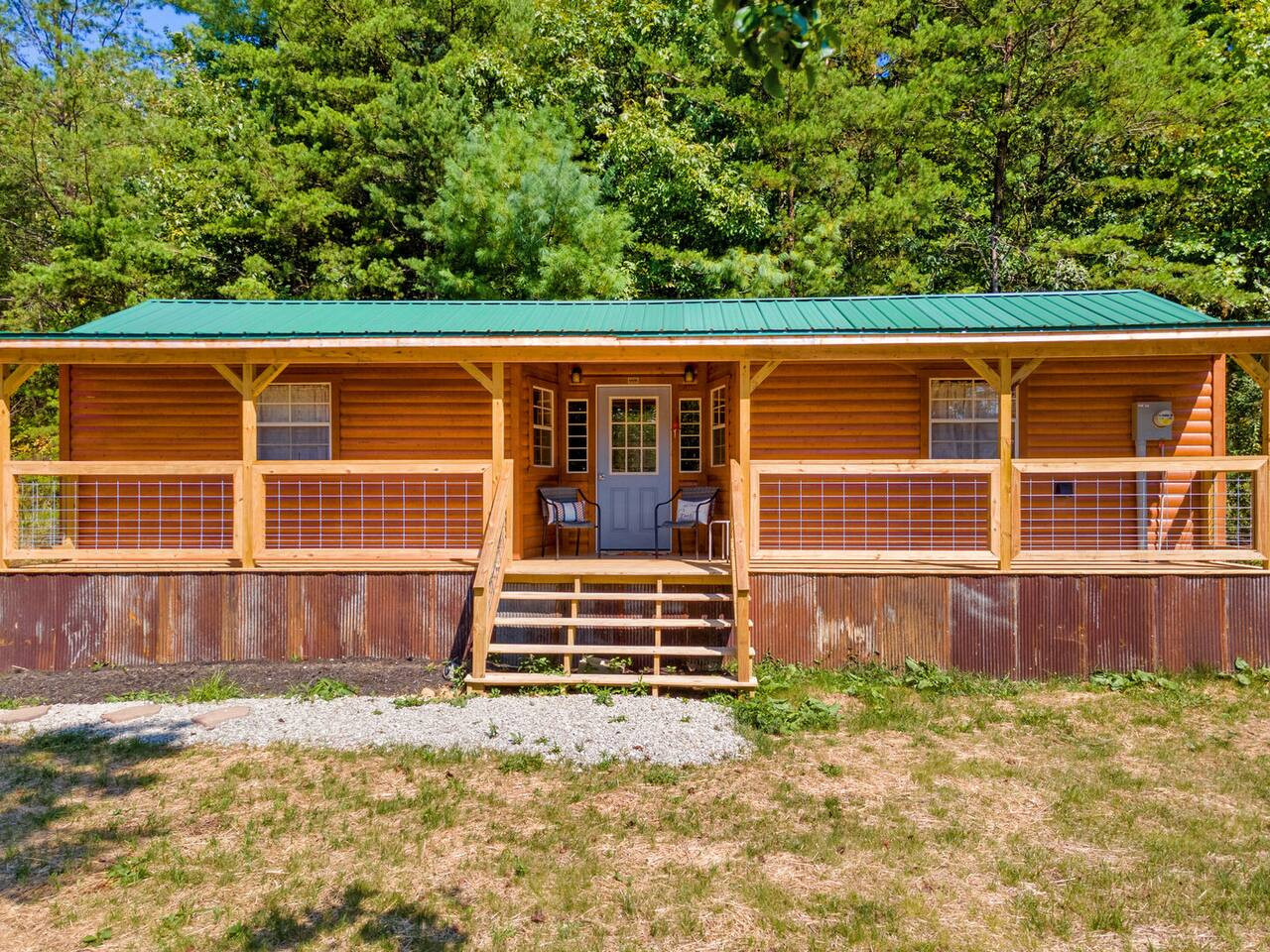 The Sit and Stay Cabin photo 26