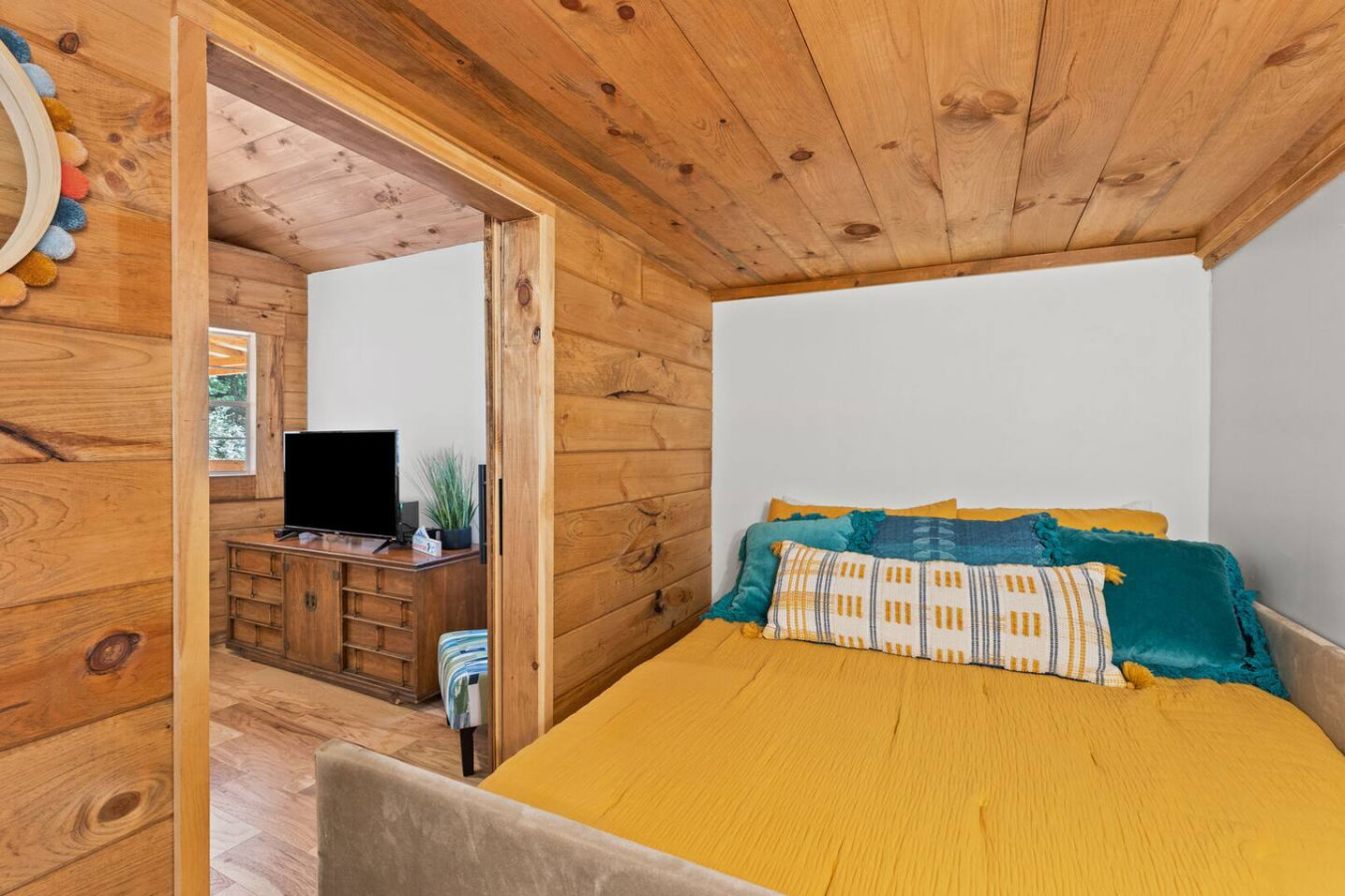 The Sit and Stay Cabin photo 10