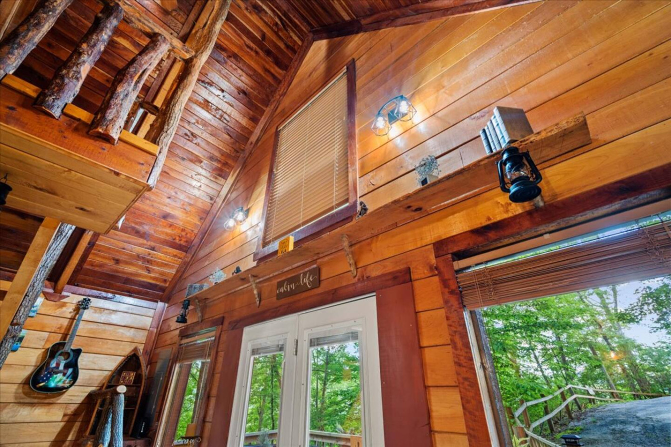 Romantic Hideaway photo 38