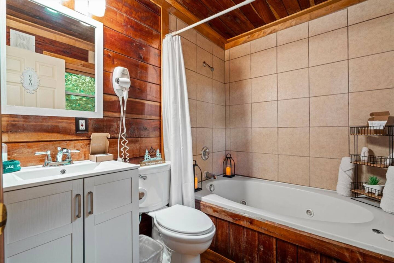 Romantic Hideaway photo 21