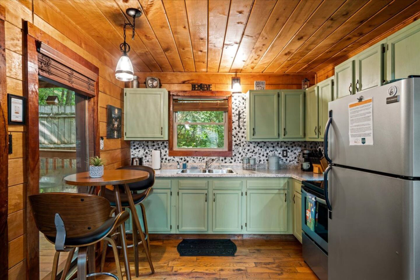 Romantic Hideaway photo 6