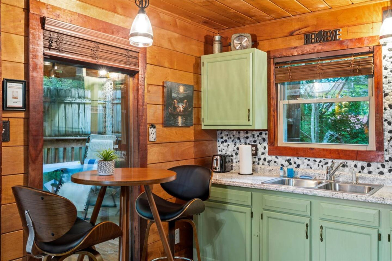 Romantic Hideaway photo 17