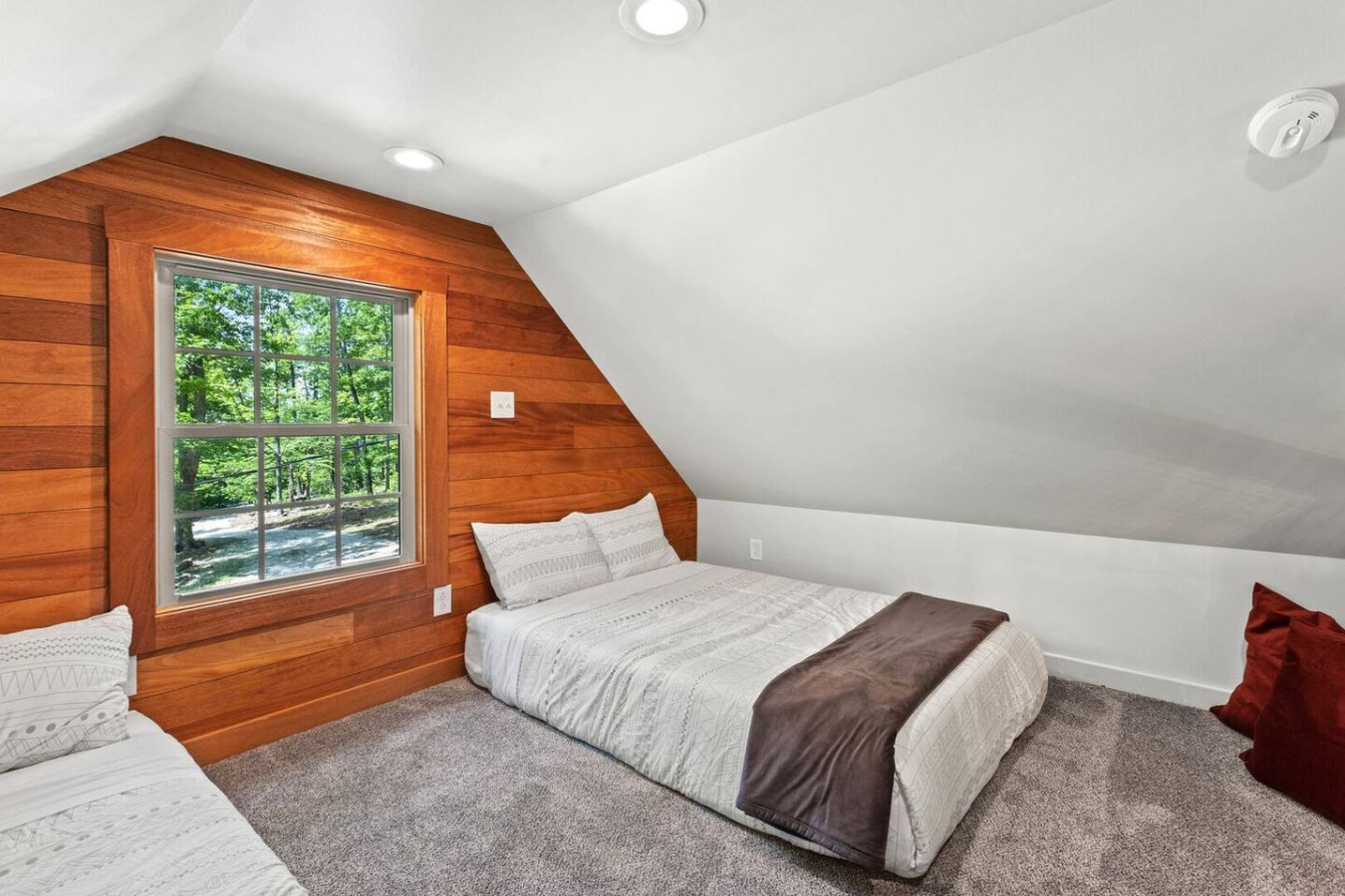 Furnace Mountain Retreat photo 19