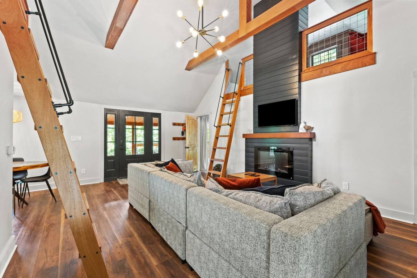 Furnace Mountain Retreat photo 11