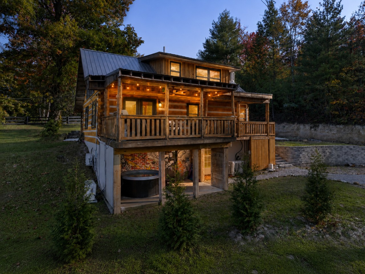 The Rock House — Red River Gorge cabin