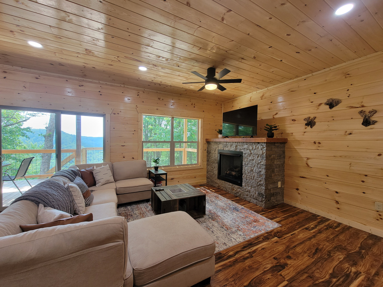 Skyline Chalet photo 27