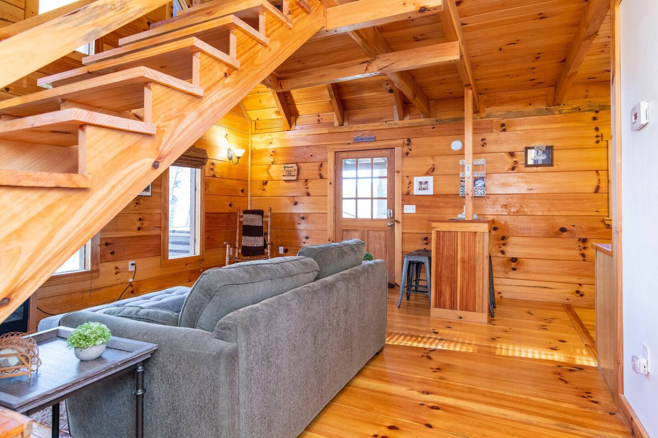 Sunrise Cabin photo 13
