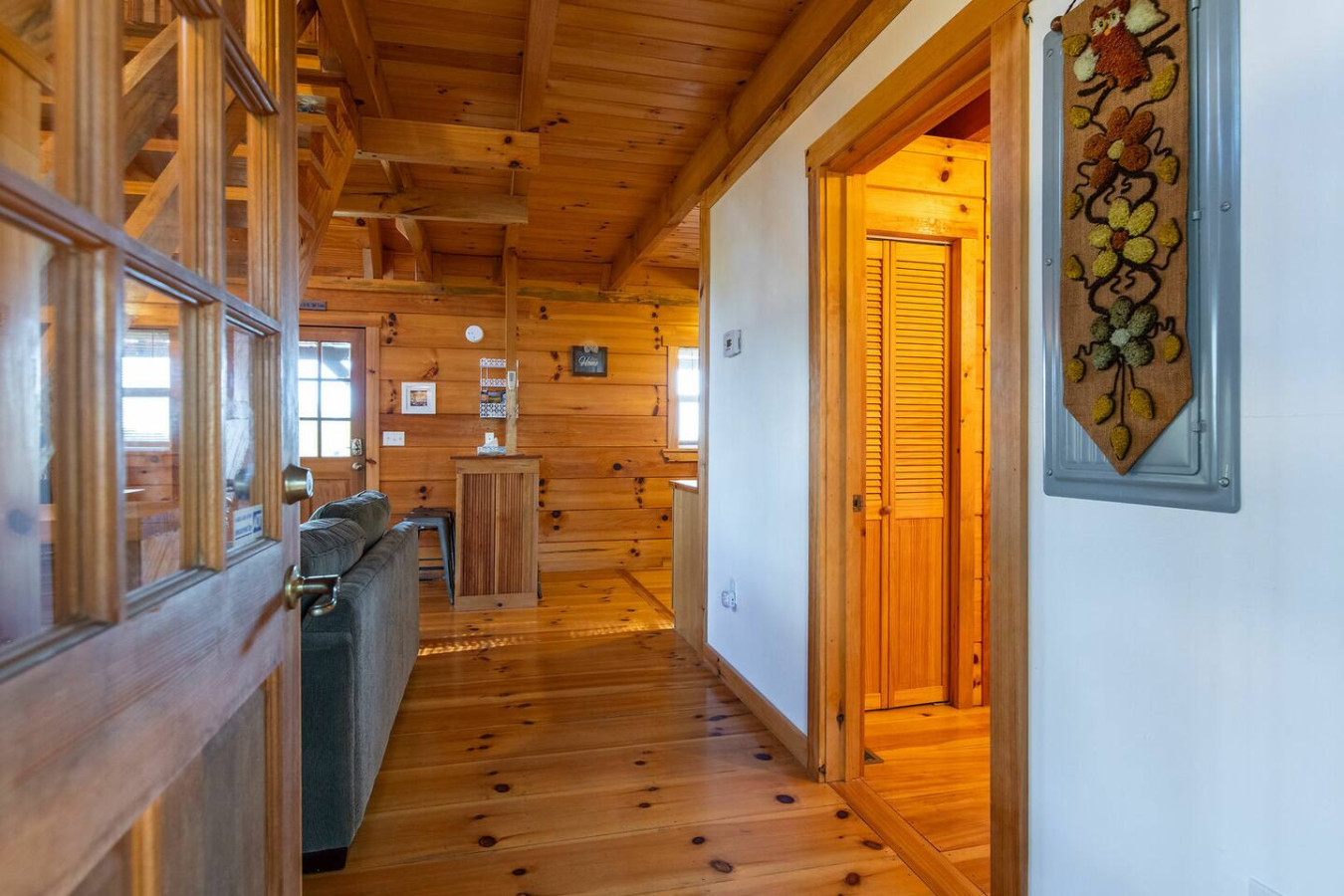Sunrise Cabin photo 10