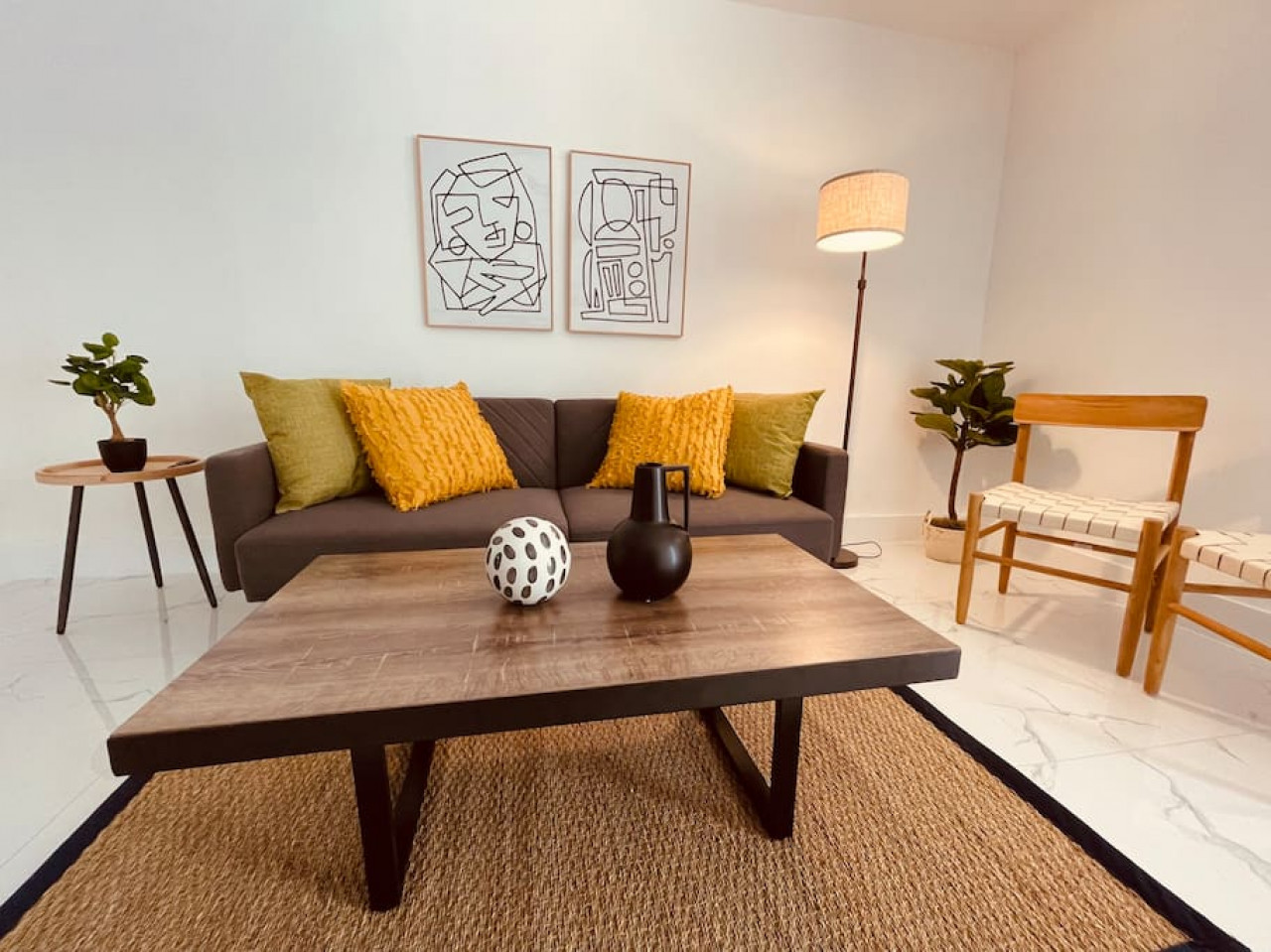 Private Parking And Remote Check-in Convenience - Stylish And Spacious - Bahamas