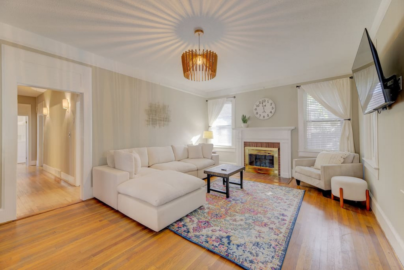 Fenced Backyard And Modern Amenities - Charming Retreat - Columbia, SC