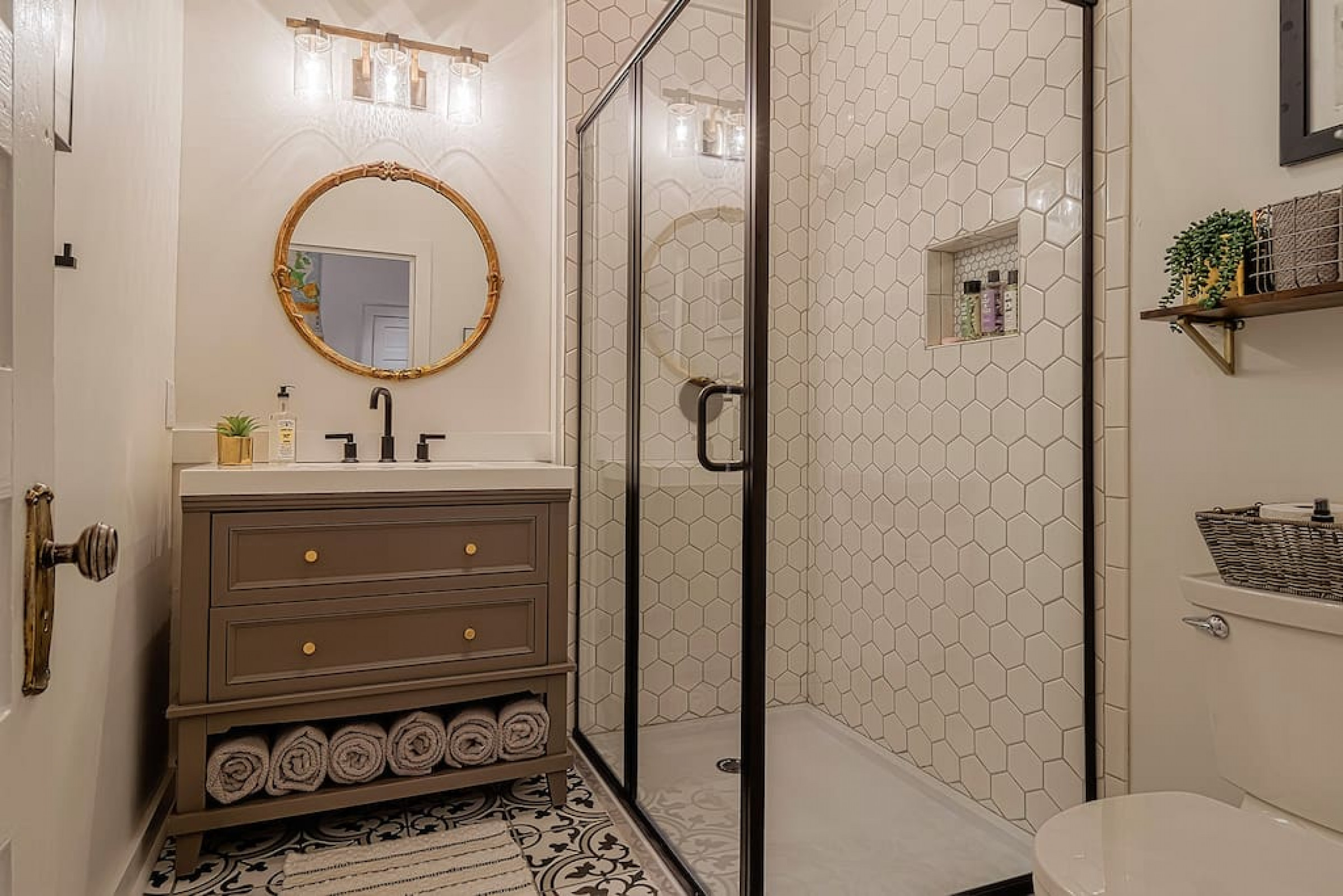 Private Entrance And Off-street Parking - Charming Historic Retreat - Columbia, SC