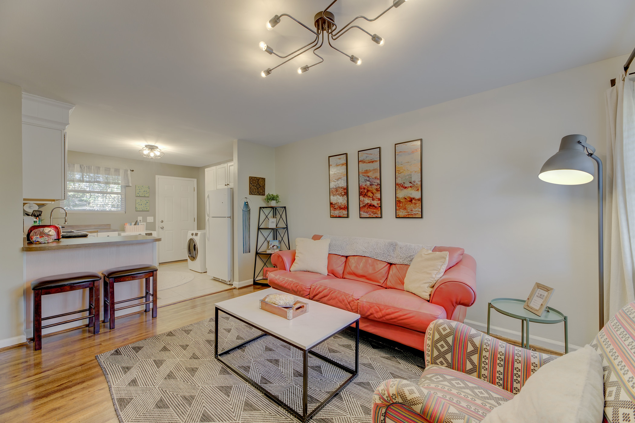 Charming Getaway With Full Kitchen And Washer Dryer - Cozy Comfort - Columbia, SC