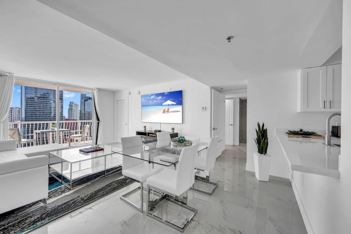 Luxurious 34th floor Ocean view Private Unit