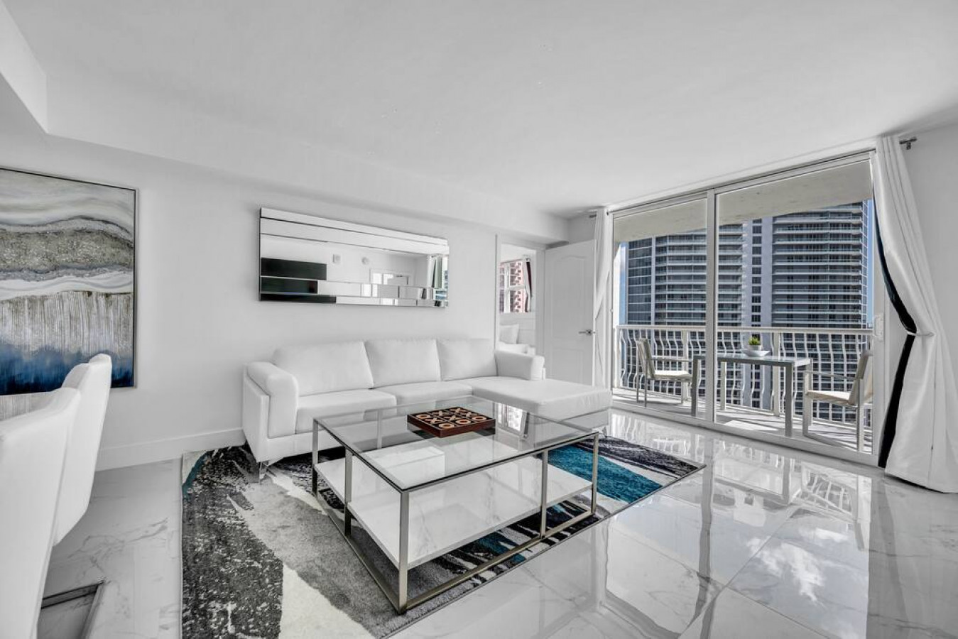 Luxurious 34th floor Ocean view Private Unit